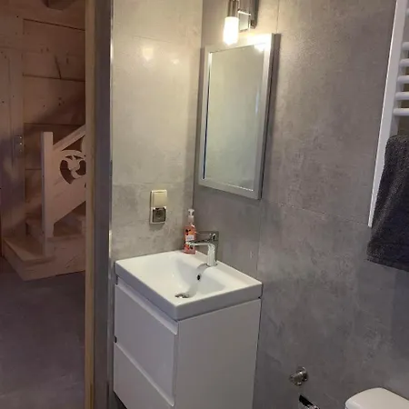 Alpine With Jacuzzi And Sauna Czerwienne