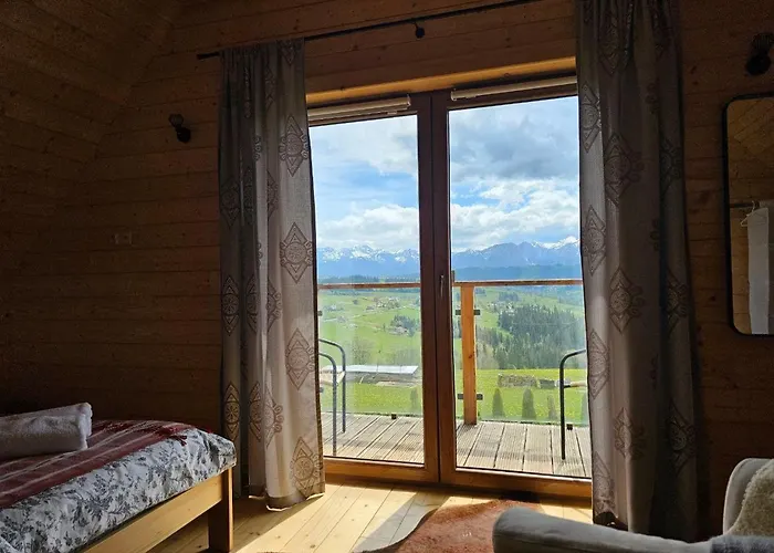 Alpine With Jacuzzi And Sauna